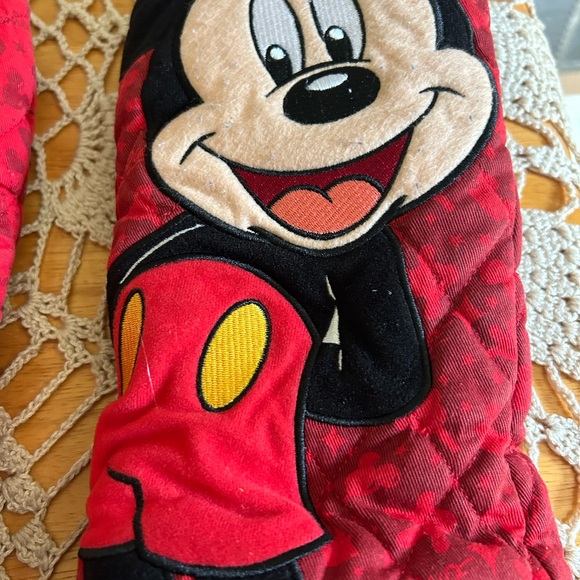 Mickey & Minnie mouse potholders - Picture 2 of 8